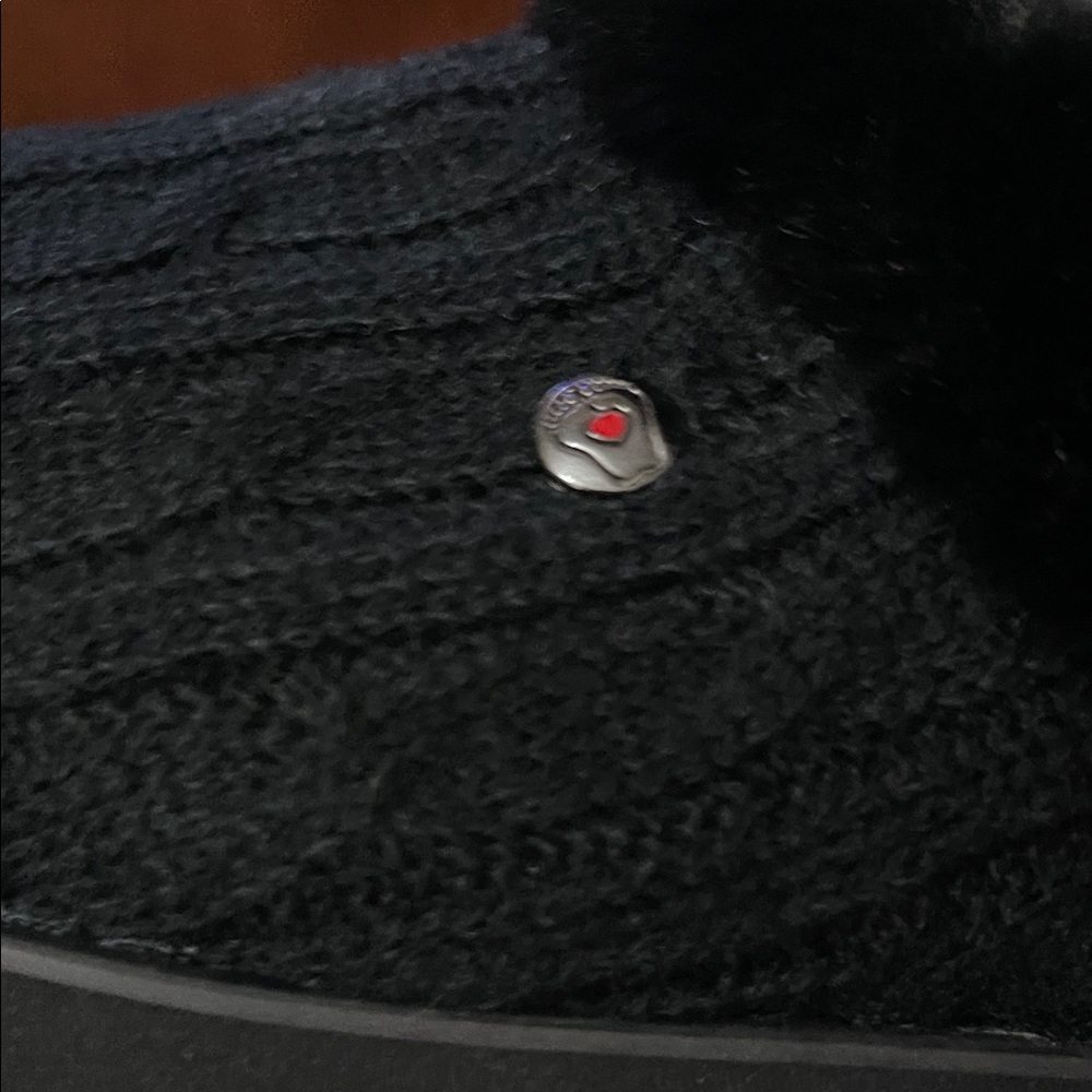 Bobs from Sketchers memory foam ice angle slippers in black - Picture 3 of 6